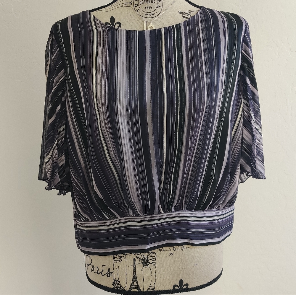 🆕 Soho Jeans NY&Co. Purple & White Striped Office Womens Tie Front Top_Medium